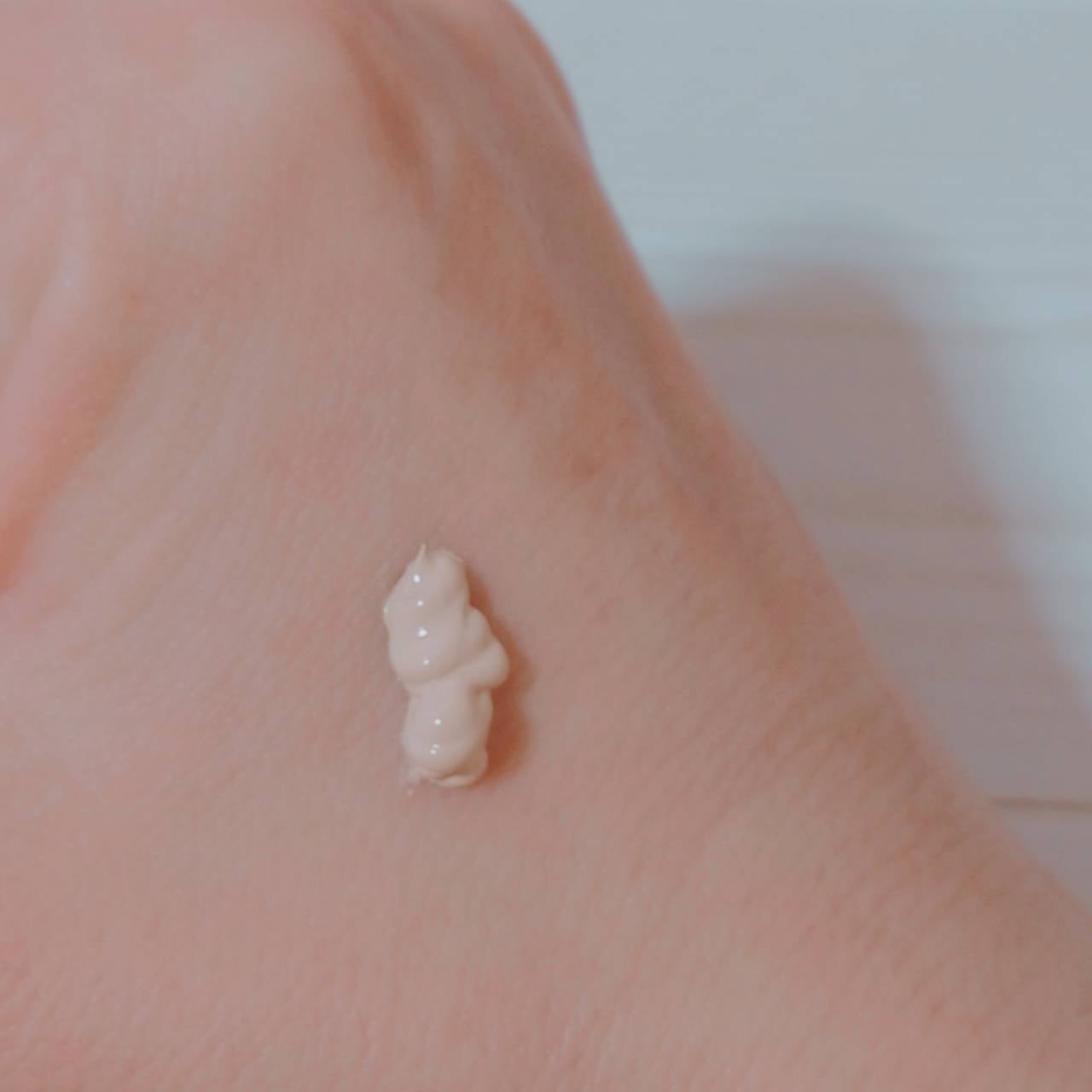 薬用リンクルカバーファンデーション〈シワ改善ファンデーション〉/WrinkFade/リキッドファンデーションを使ったクチコミ(3枚目)