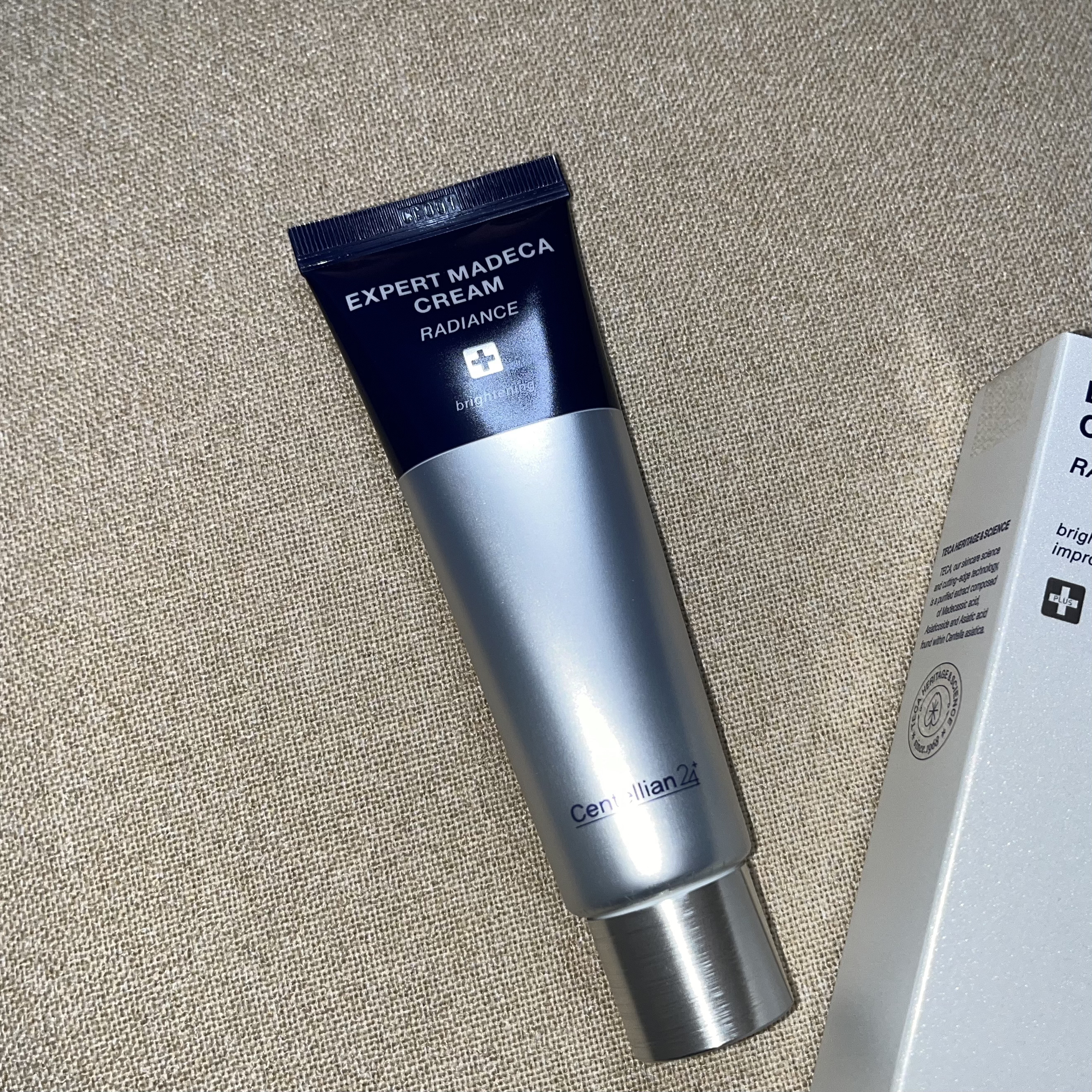 マデカクリームタイムリバース/センテリアン24/フェイスクリームを使ったクチコミ（2枚目）