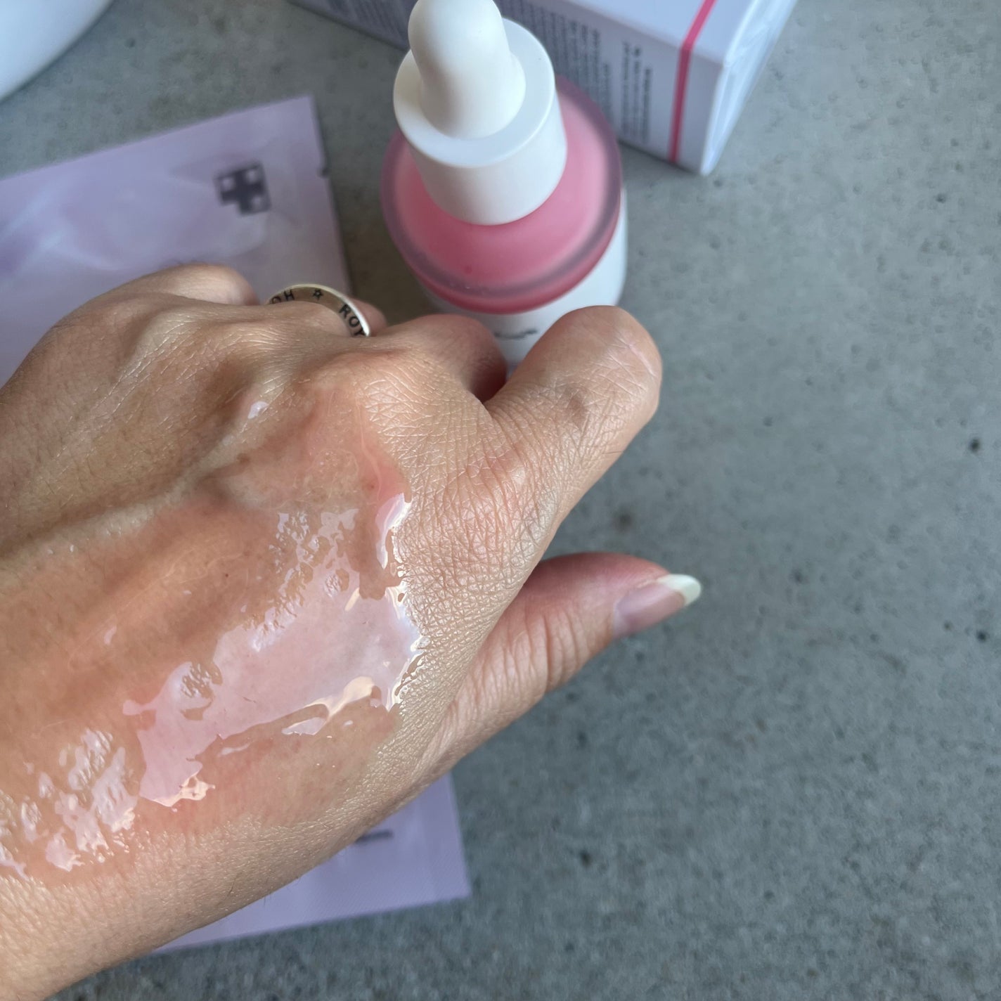 PDRNピンクアンプル PDRN 10,000ppm配合/MEDICUBE/美容液を使ったクチコミ(3枚目)