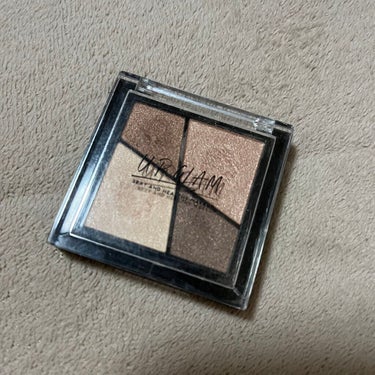 UR GLAM　VELVET EYE COLOR PALETTE/U R GLAM/パウダーアイシャドウを使ったクチコミ（2枚目）