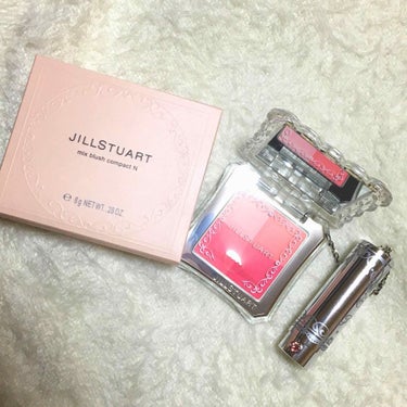 💄JILLSTUART
ミックスブラッシュ コンパクト N 07

ブラシかついていて持ち運びにも便利だし何より色が可愛くて、発色も良い！
何となくいい香りもします！

本当買ってよかったです😍