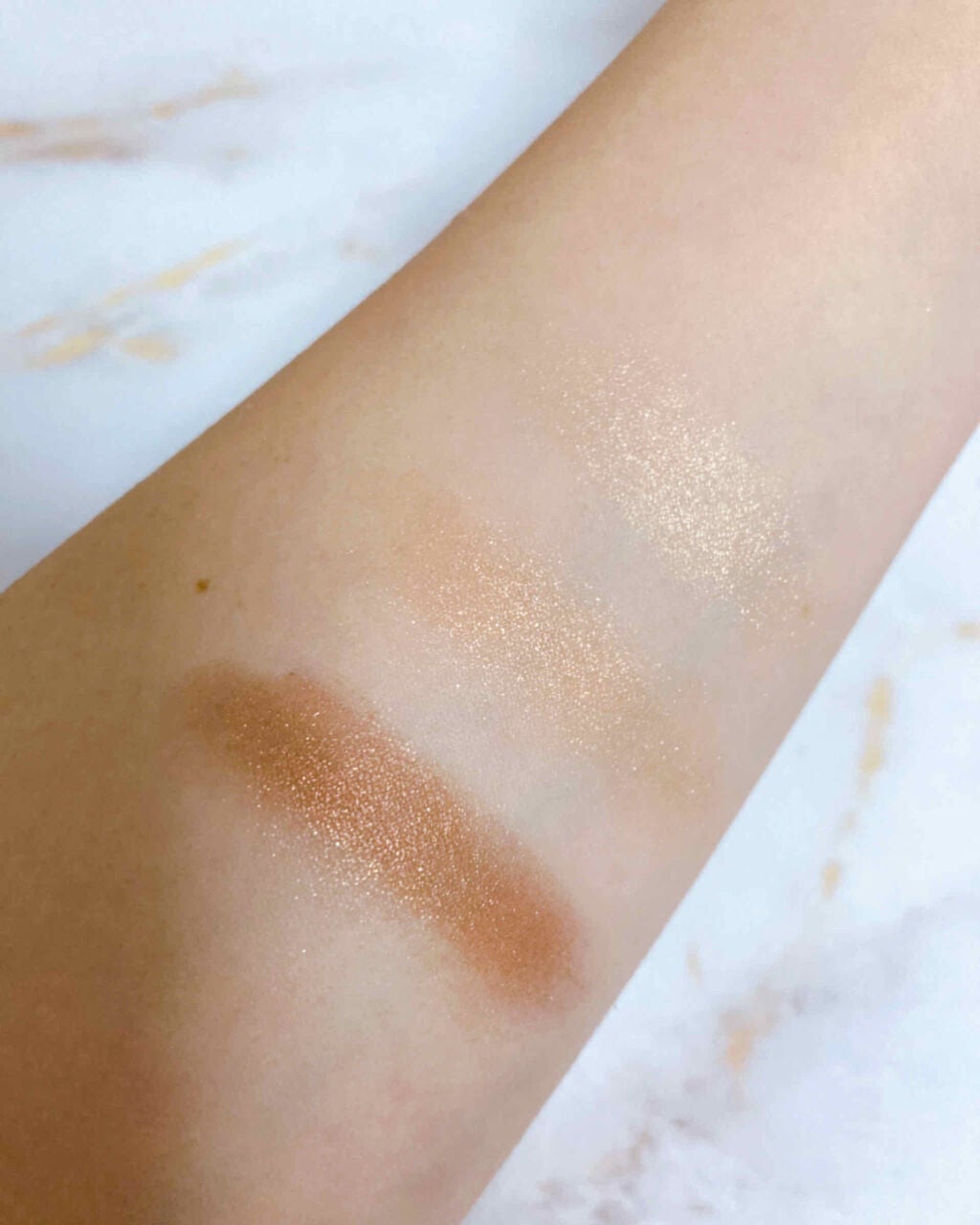 トーンアップアイシャドウ/CEZANNE/アイシャドウパレットを使ったクチコミ(2枚目)