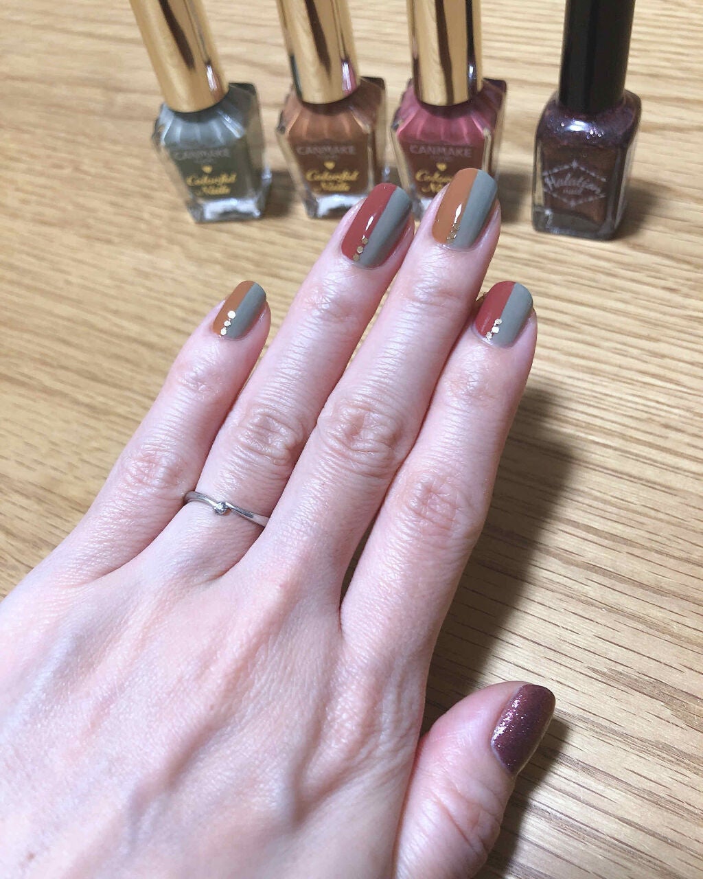 カラフルネイルズ/キャンメイク/マニキュアを使ったクチコミ(2枚目)