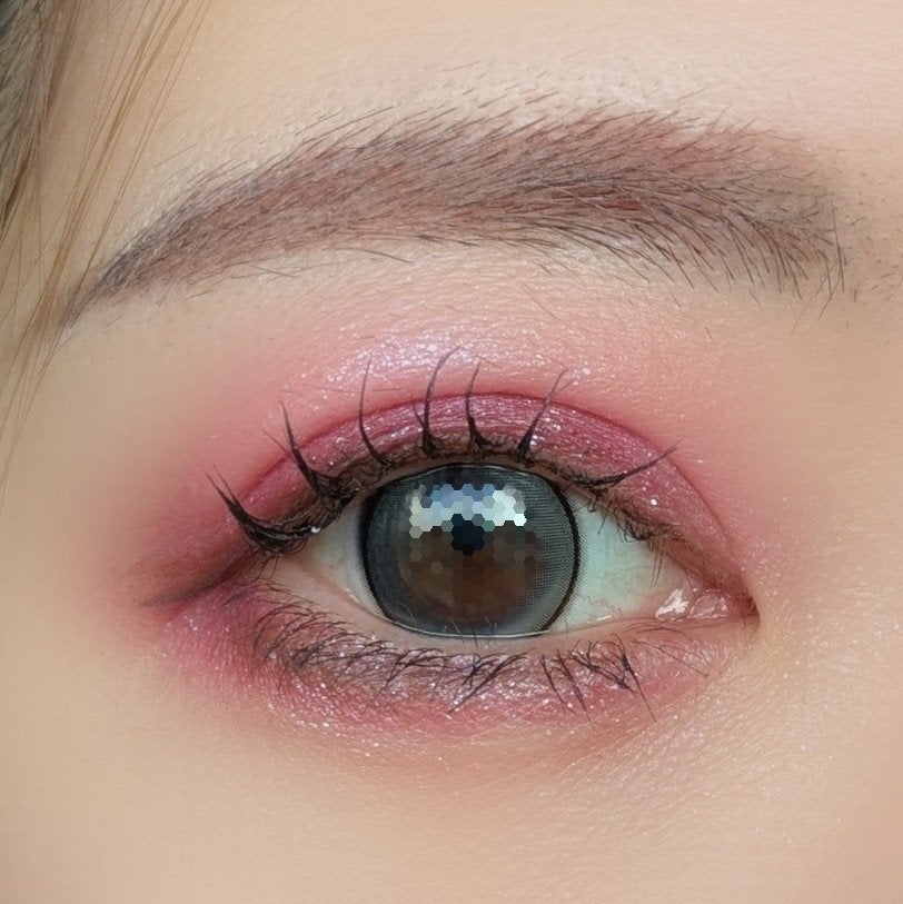 ラズル アイカラー/エレガンス ラズル /単色アイシャドウを使ったクチコミ(2枚目)