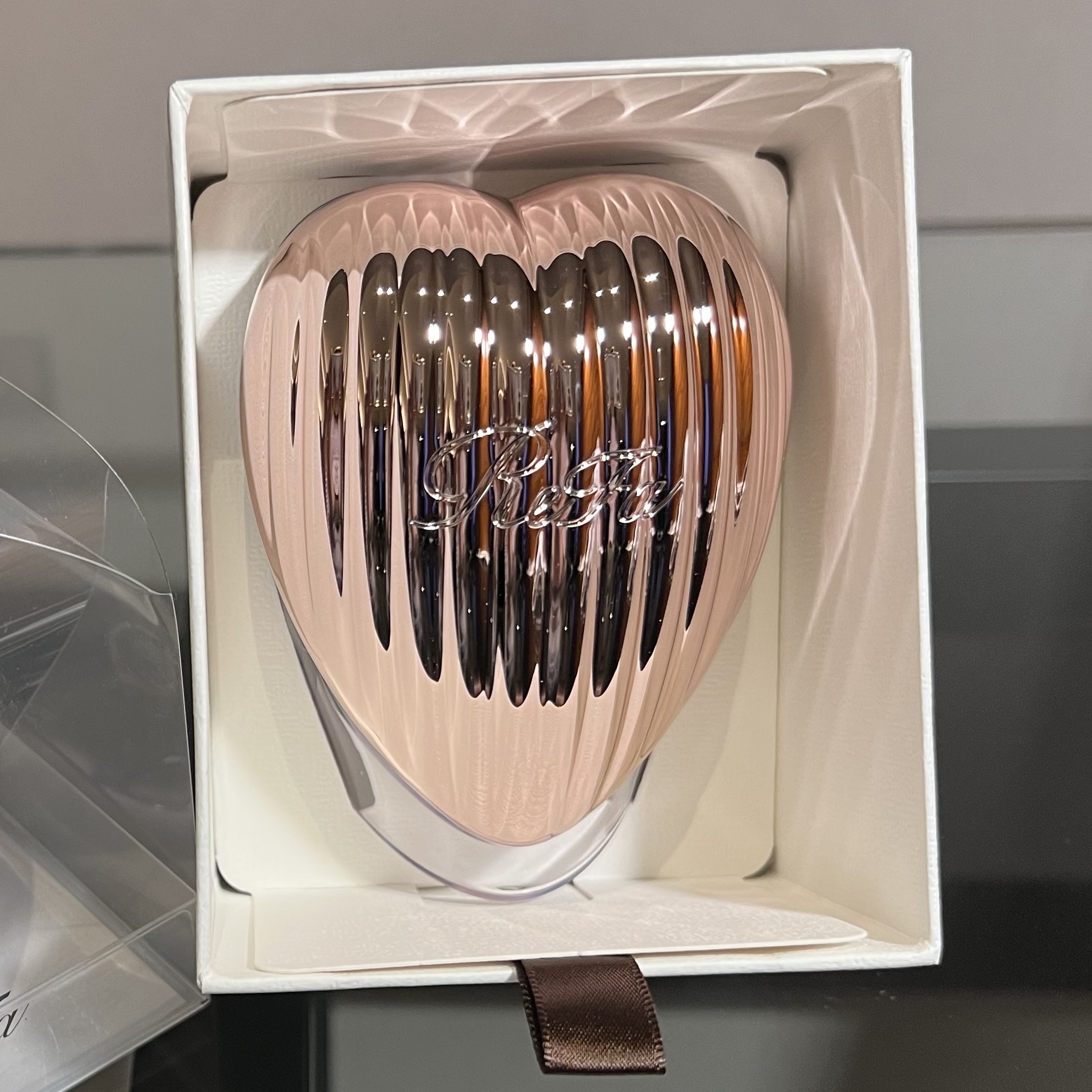 HEART BRUSH RAY  ローズゴールド/ReFa/ヘアブラシを使ったクチコミ（1枚目）