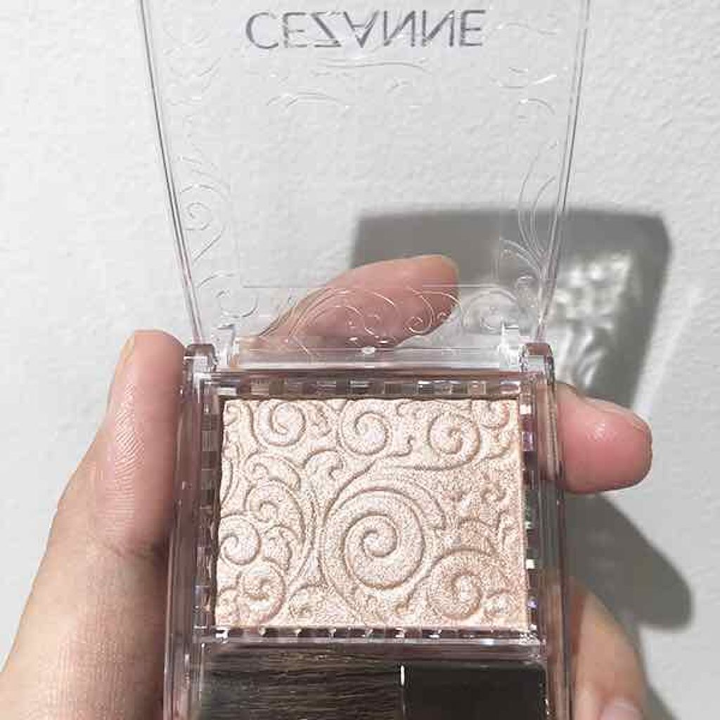 グロウフルールハイライター/キャンメイク/パウダーハイライトを使ったクチコミ（3枚目）