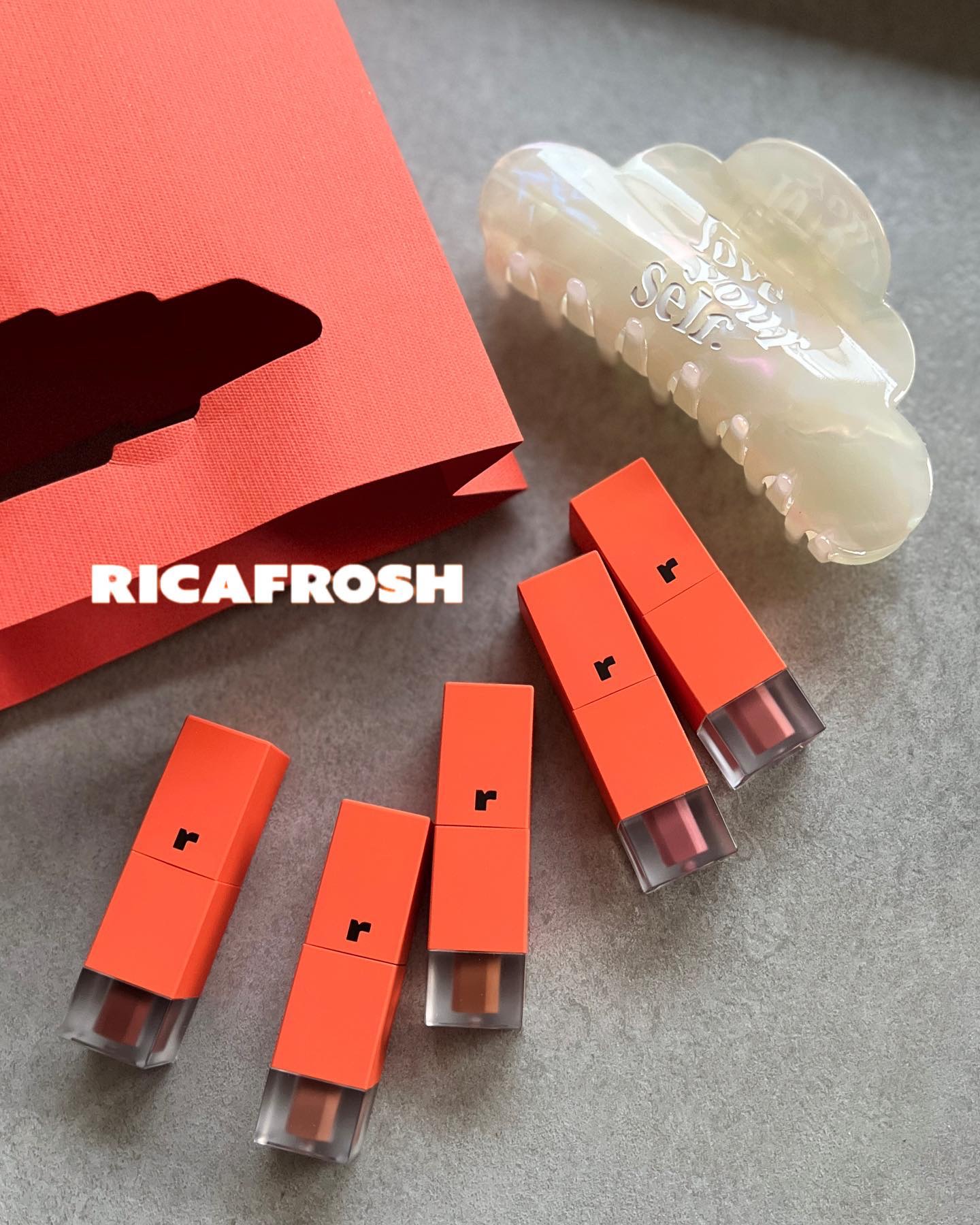 フルーティントブーケ/RICAFROSH/リップティントを使ったクチコミ（1枚目）