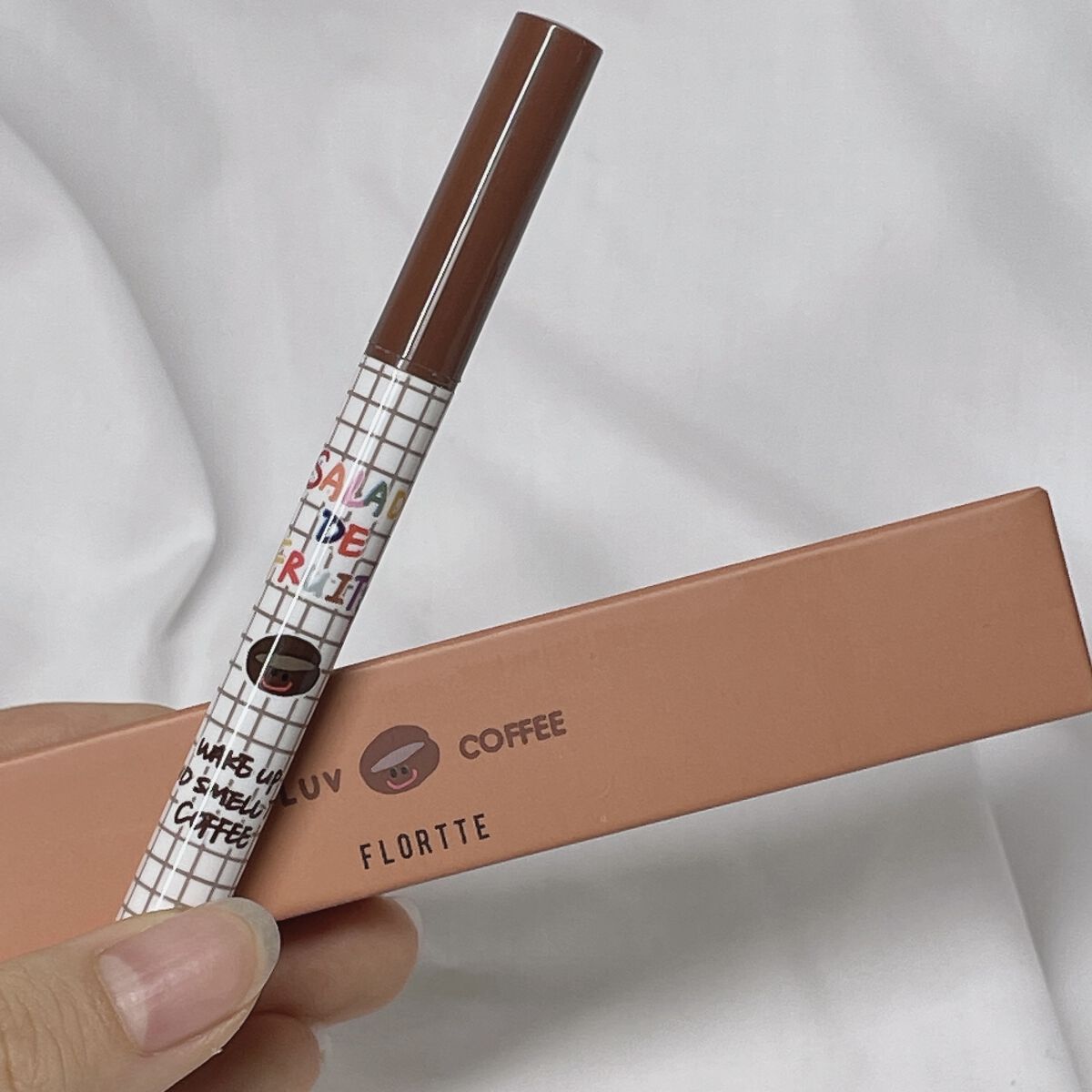 サラダdeフルーツカラーリキッドアイライナーWP 02 コーヒー/FLORTTE/リキッドアイライナーを使ったクチコミ（1枚目）