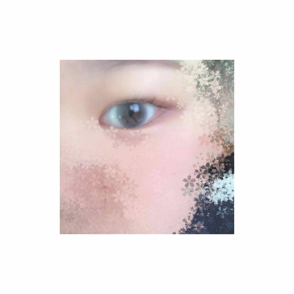 kohaku on LIPS 「自然なブルーのカラコンが欲しい方へガチの口コミ‼私は何種類かブ..」(1枚目)