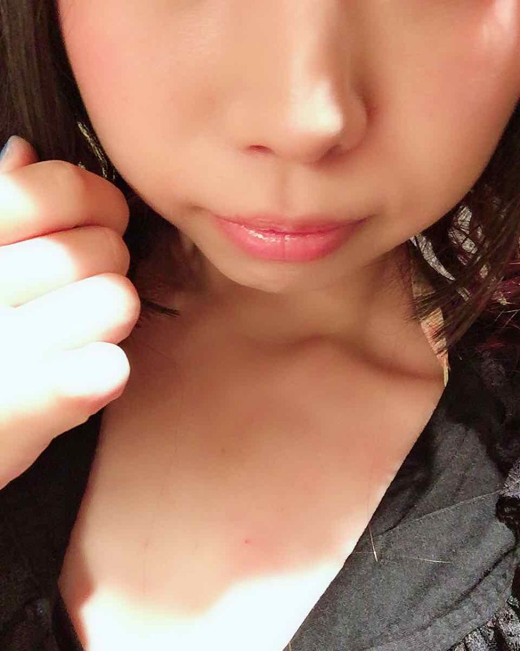 モイストピュアカラーリップ/ニベア/リップクリームを使ったクチコミ（2枚目）