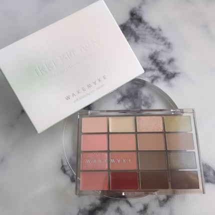 ソフトブラーリングアイパレット/wakemake/アイシャドウパレットを使ったクチコミ(2枚目)