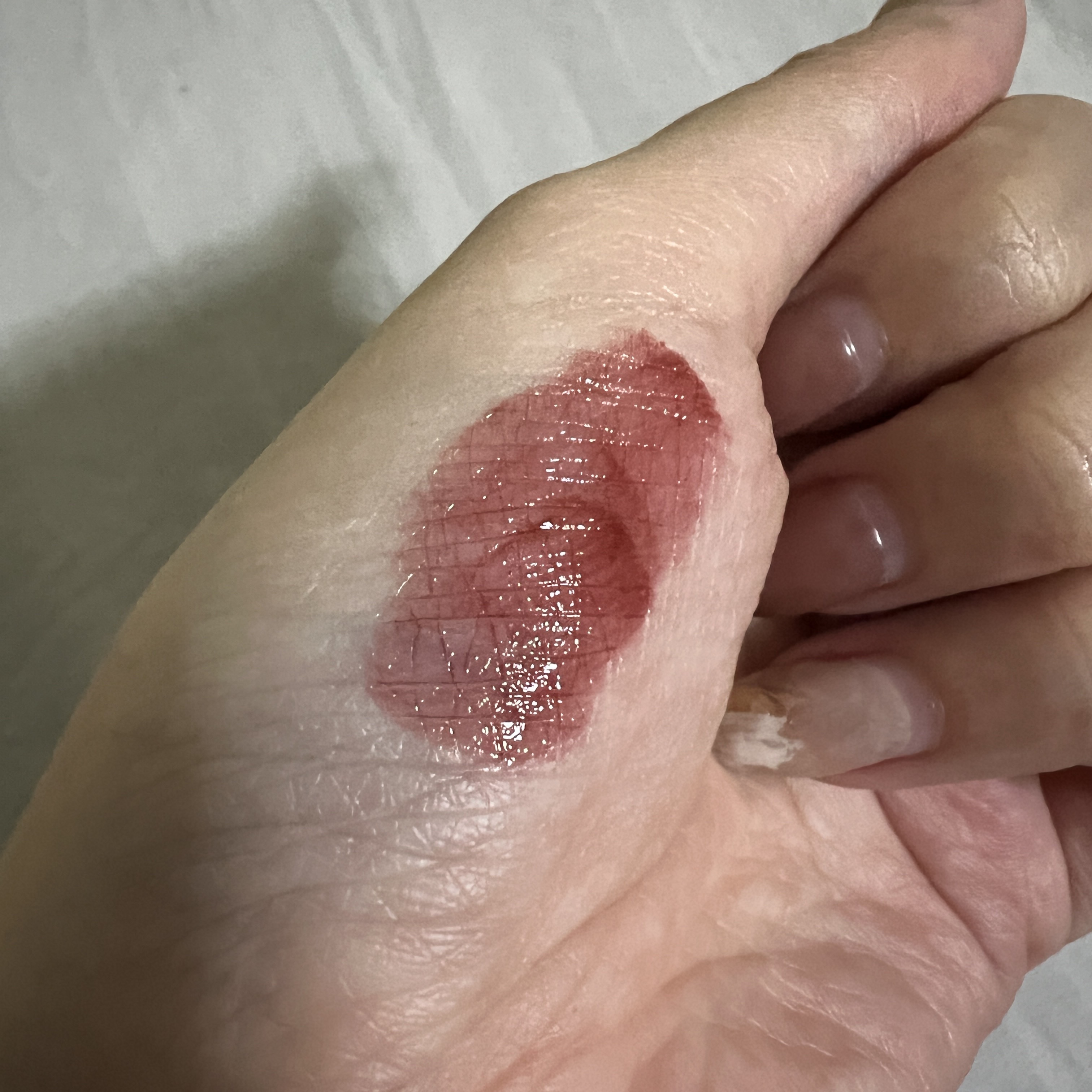 ジューシーラスティングティント/rom&nd/リップティントを使ったクチコミ（2枚目）