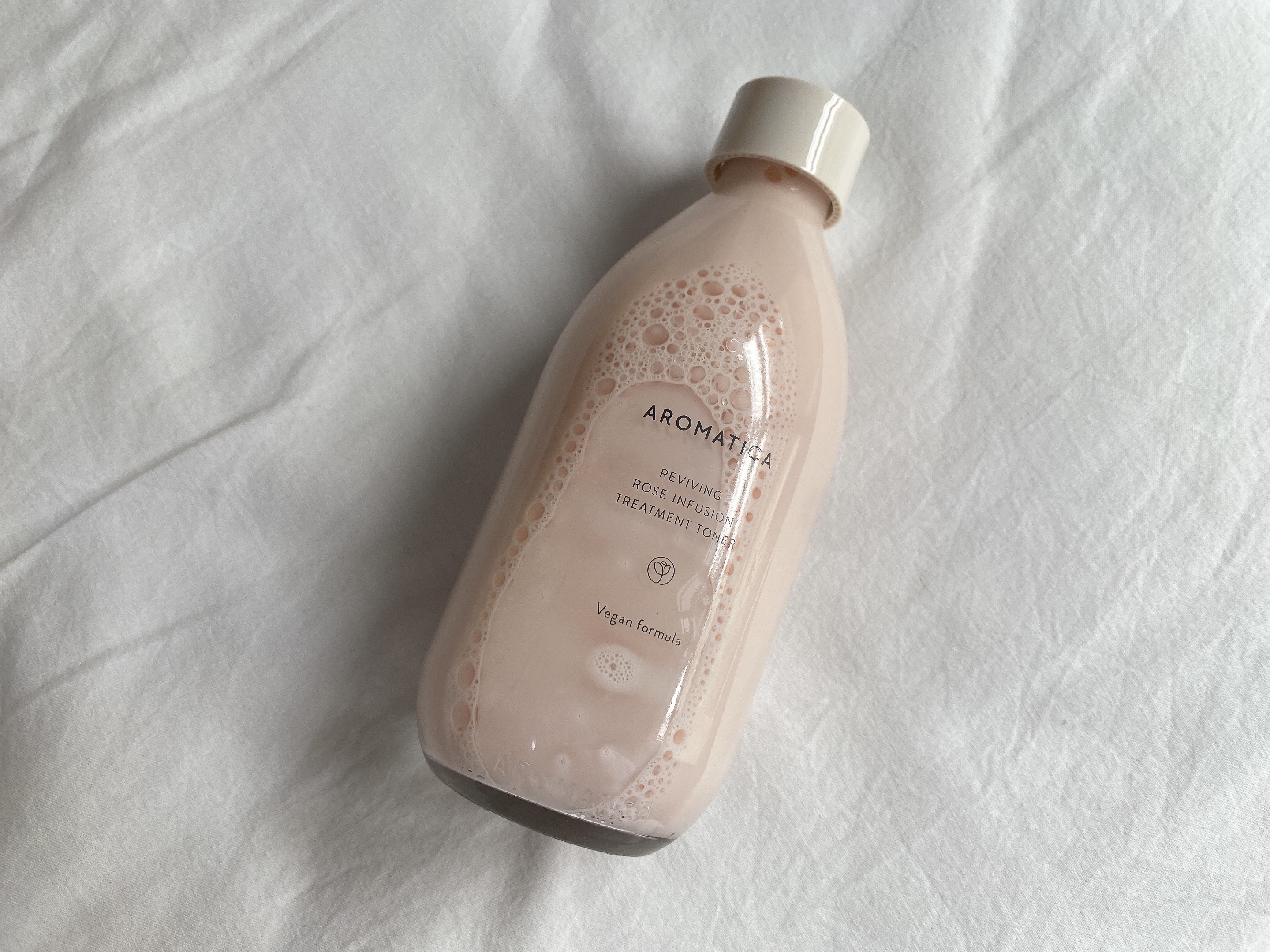 リバイビングローズインフュージョンセラム/AROMATICA/美容液を使ったクチコミ（3枚目）