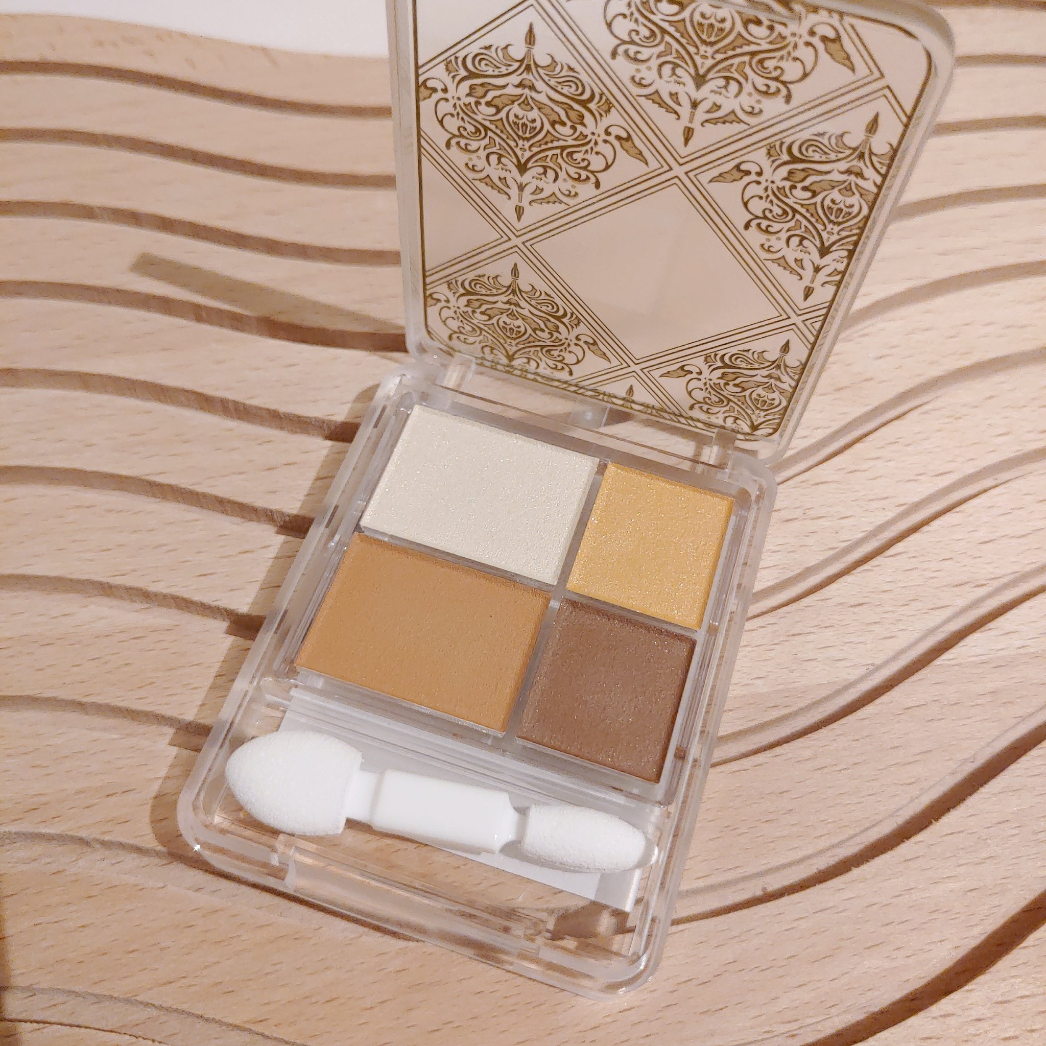 グラデーション アイシャドウ/ちふれ/アイシャドウパレットを使ったクチコミ（2枚目）