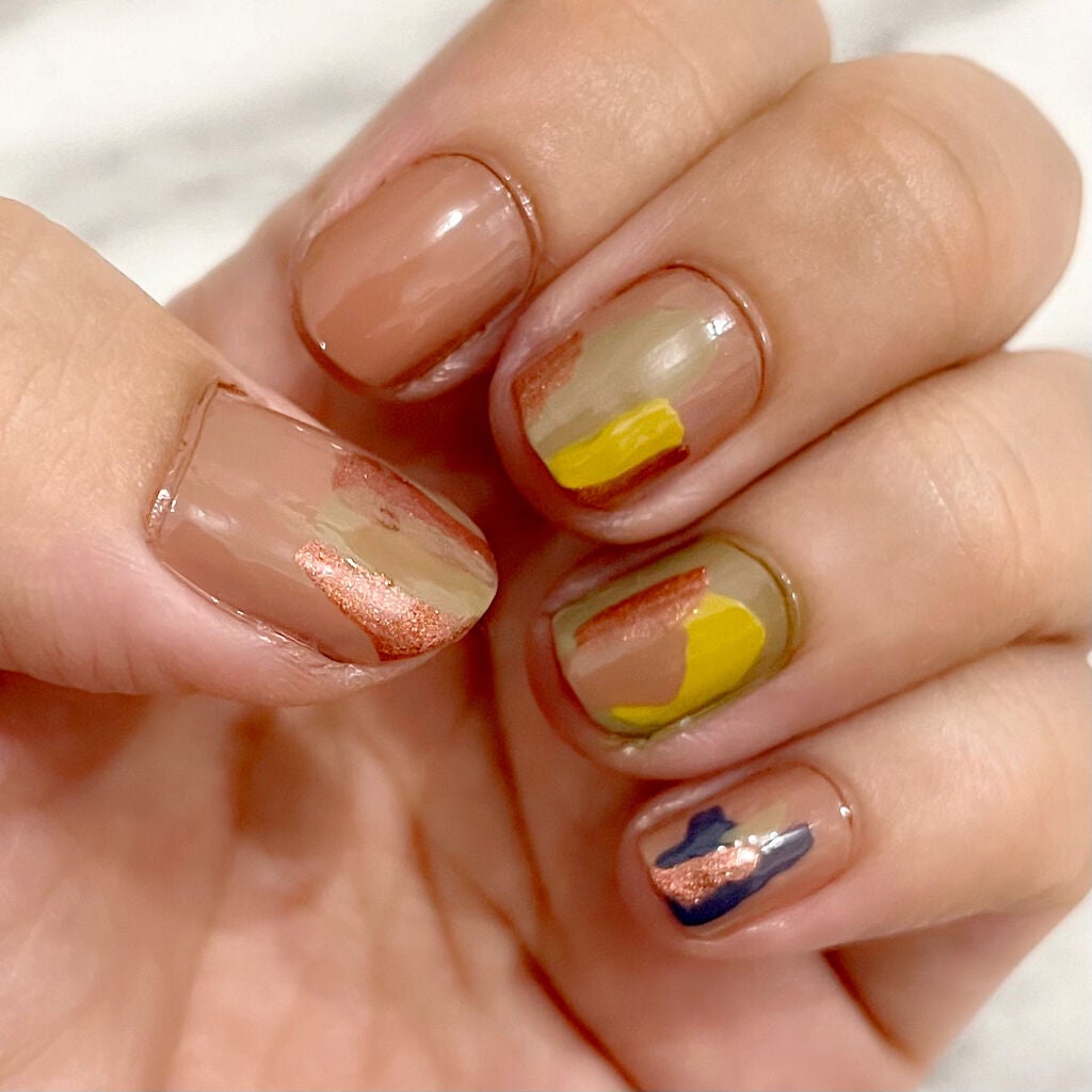 カラフルネイルズ/キャンメイク/マニキュアを使ったクチコミ(3枚目)