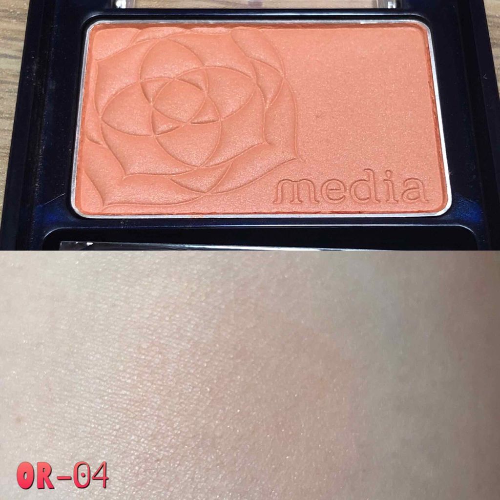 ブライトアップチークN/media/パウダーチークを使ったクチコミ(3枚目)