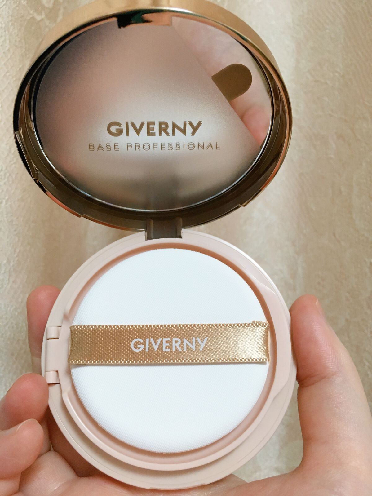 密着カバークッション/GIVERNY/クッションファンデーションを使ったクチコミ（2枚目）