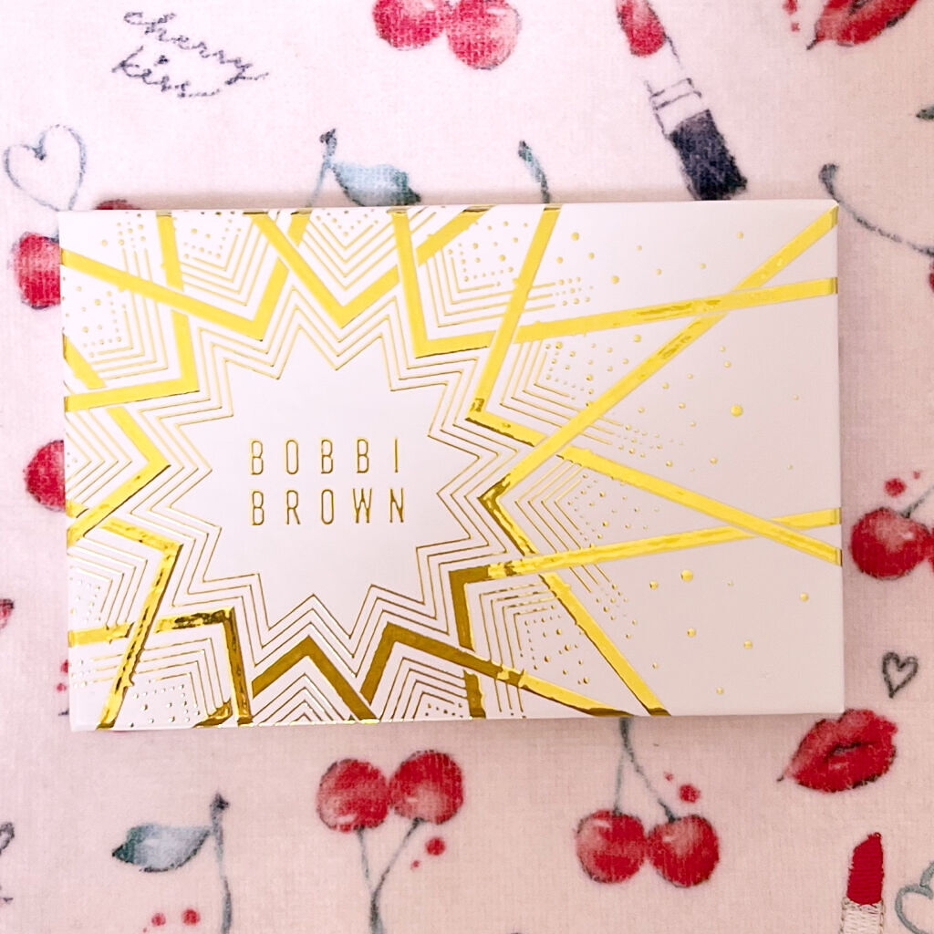 コブルストーン レーン アイシャドウ パレット/BOBBI BROWN/アイシャドウパレットを使ったクチコミ（2枚目）