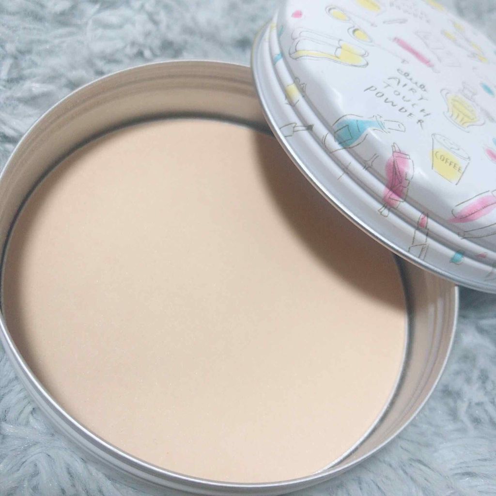 エアリータッチパウダー/クラブ/プレストパウダーを使ったクチコミ（2枚目）