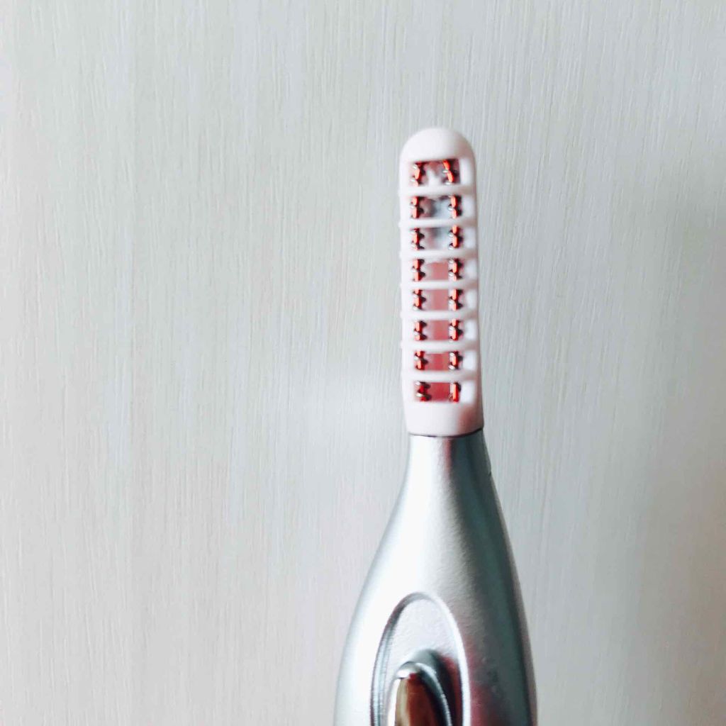 ミニホットアイラッシュカーラー/ニトリ/ホットビューラーを使ったクチコミ（2枚目）