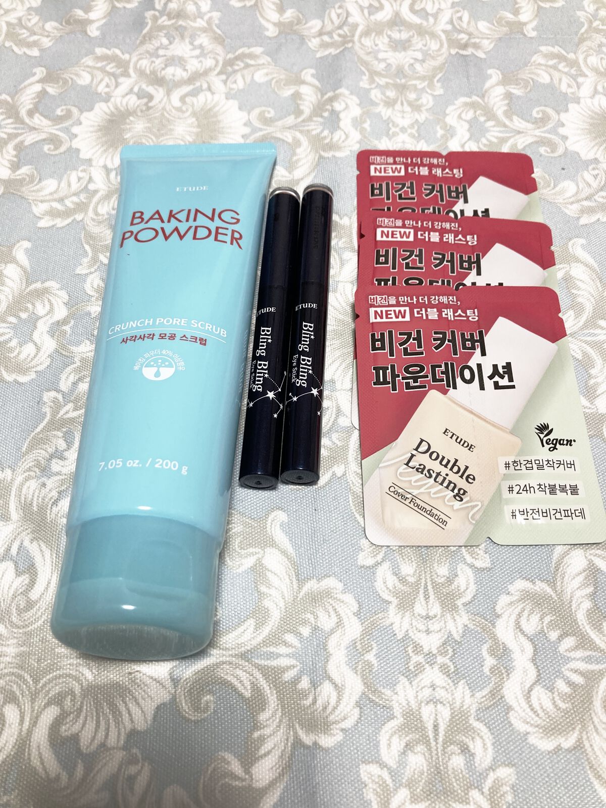 キラキラ アイシャドウ/ETUDE/スティックアイシャドウを使ったクチコミ（1枚目）