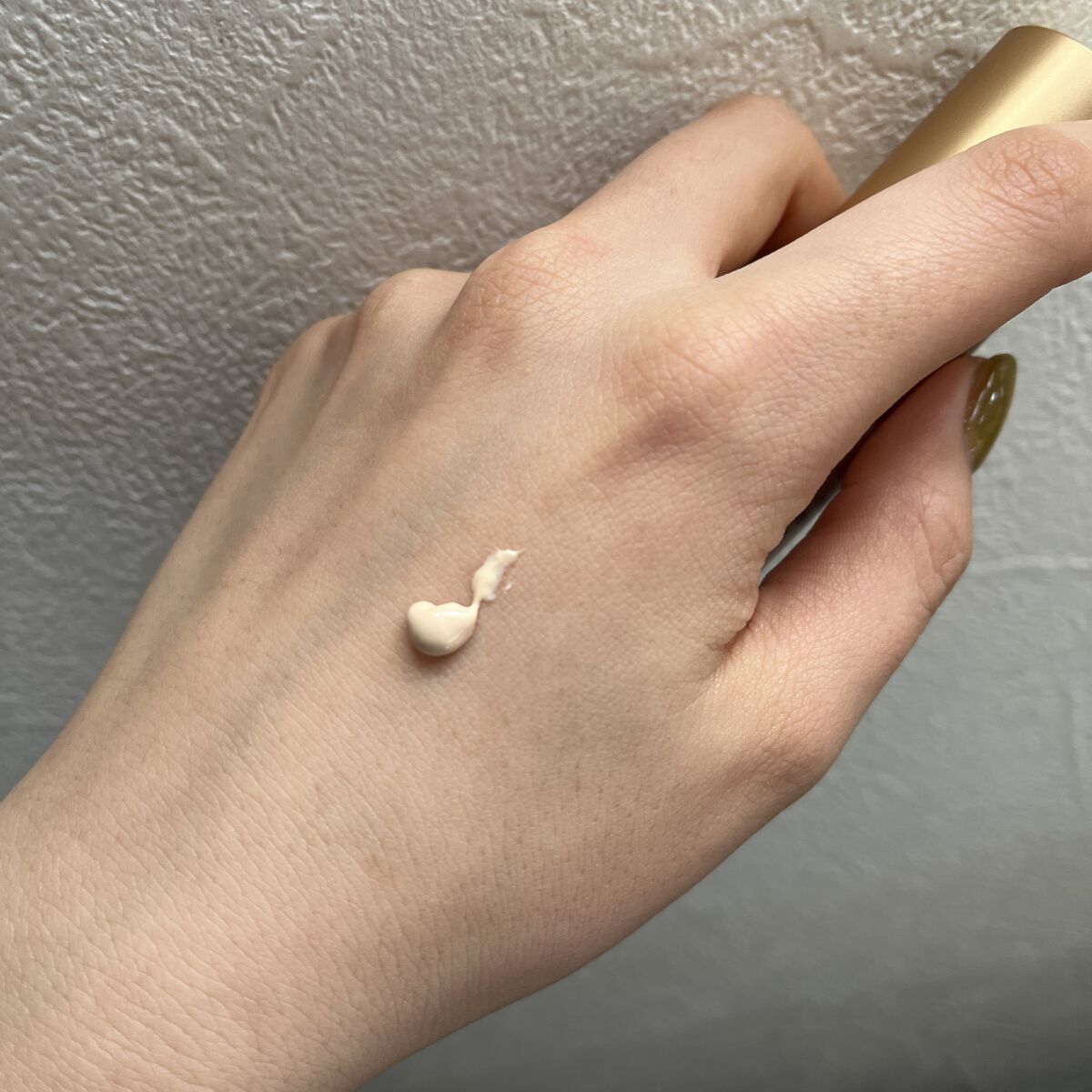 ミネラルインナートリートメントベース/エトヴォス/化粧下地を使ったクチコミ（2枚目）