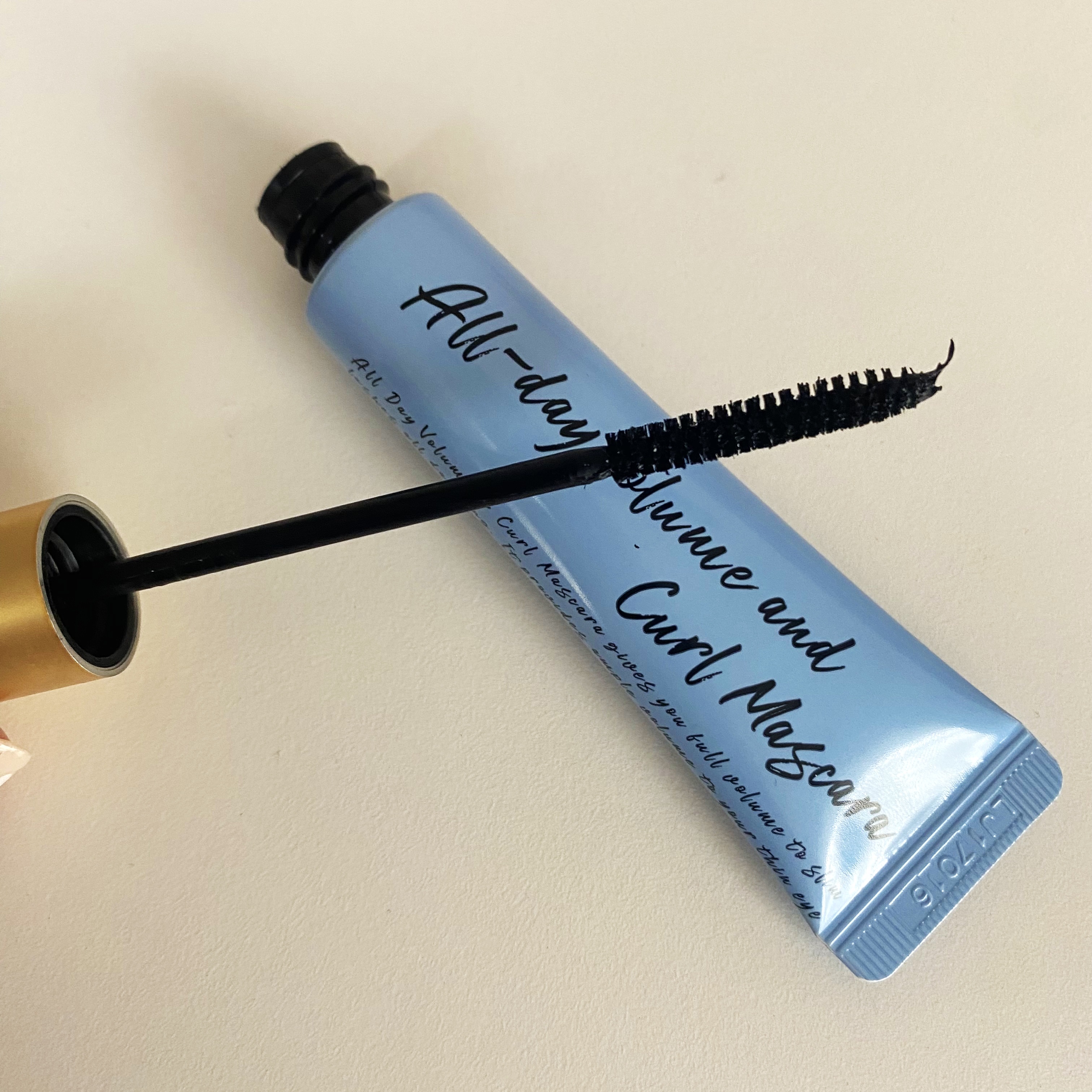 オールデイ ボリュームアンドカールマスカラ/Milk Touch/マスカラを使ったクチコミ（2枚目）