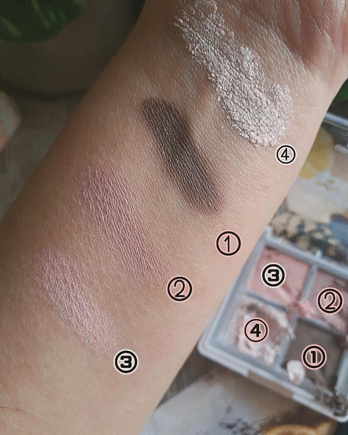 グリッターレイヤリングアイシャドウパレット/TWINKLE POP/アイシャドウパレットを使ったクチコミ(4枚目)