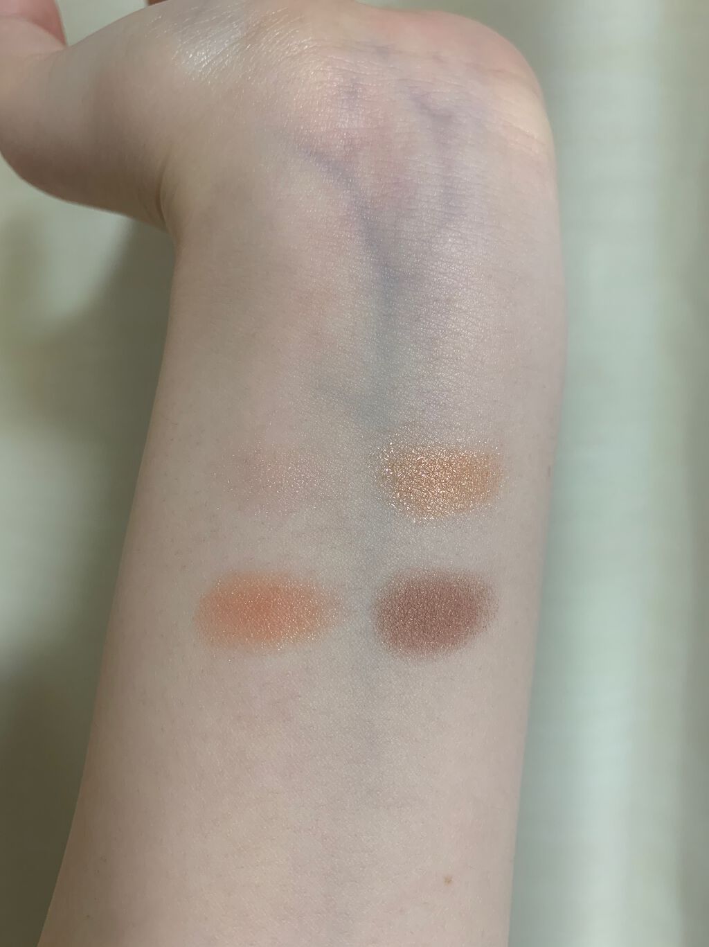 シルキースフレアイズ/キャンメイク/アイシャドウパレットを使ったクチコミ(3枚目)