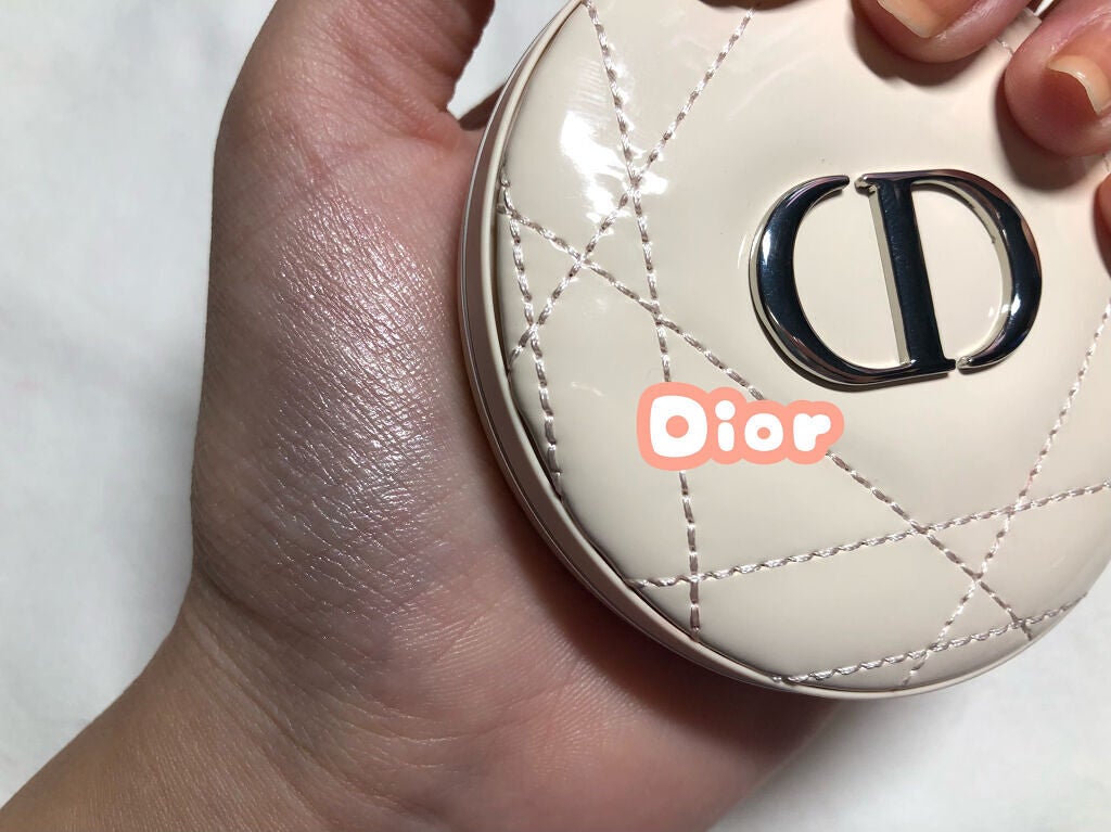 フェイスイルミネーター/ローラ メルシエ/パウダーハイライトを使ったクチコミ(4枚目)