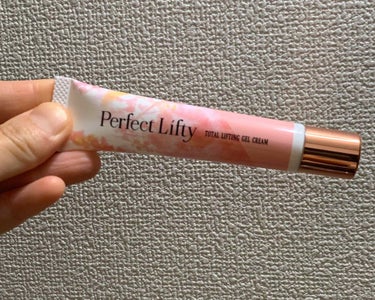 Perfect Lifty  TOTAL LIFTING GEL CREAM/R&/フェイスクリームを使ったクチコミ（2枚目）