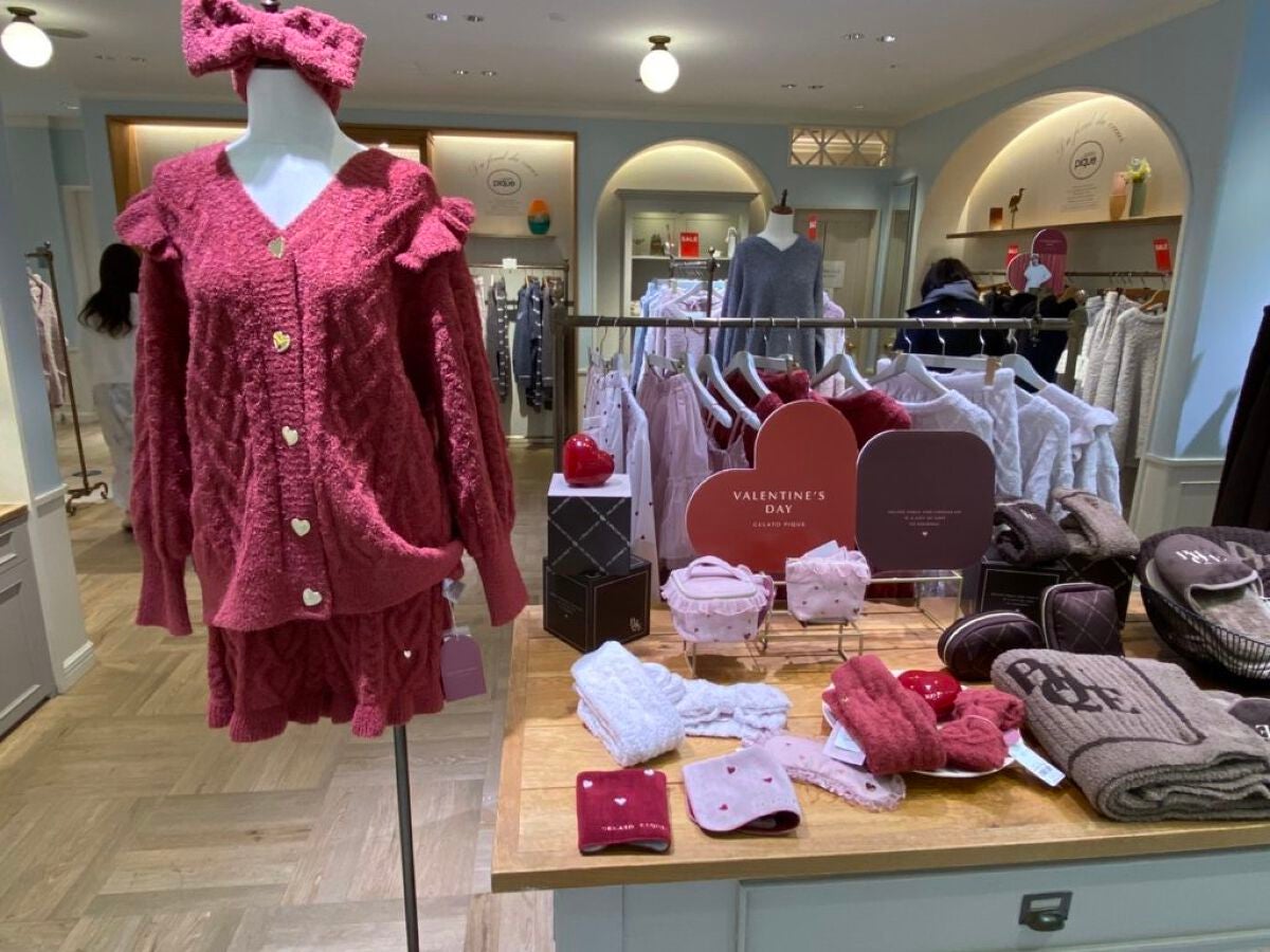 ローズ エッセンス デイクリーム/レ・メルヴェイユーズ ラデュレ/フェイスクリームを使ったクチコミ(3枚目)