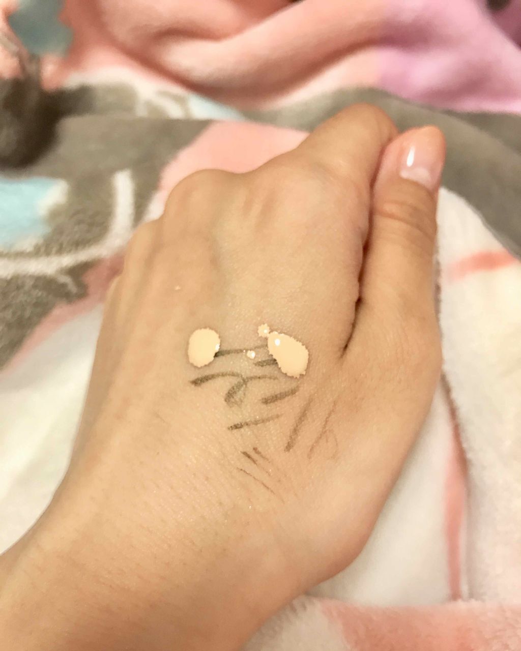 オイルブロック ファンデーション ライトベージュ/ettusais/リキッドファンデーションを使ったクチコミ（2枚目）