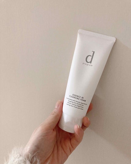 エッセンスイン クレンジングフォーム/d プログラム/洗顔フォームを使ったクチコミ(1枚目)
