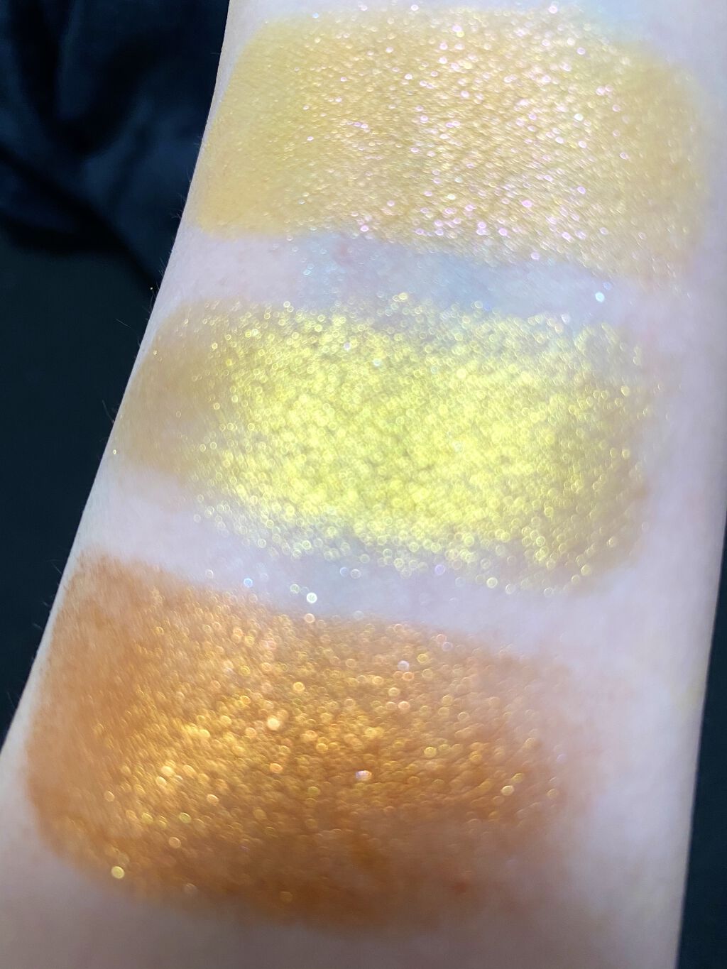 Super Shock Shadow/ColourPop/単色アイシャドウを使ったクチコミ（3枚目）