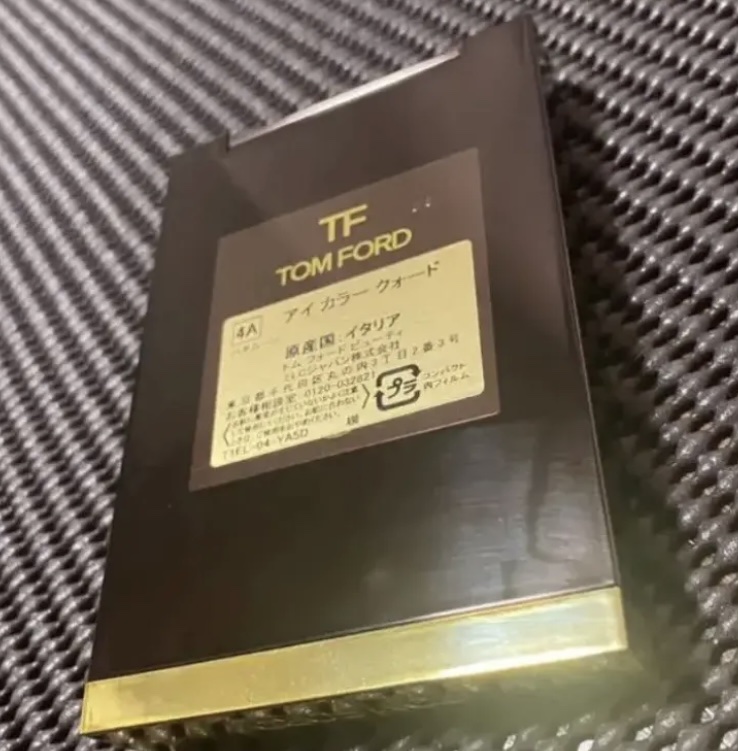 アイ カラー クォード/TOM FORD BEAUTY/アイシャドウパレットを使ったクチコミ（3枚目）