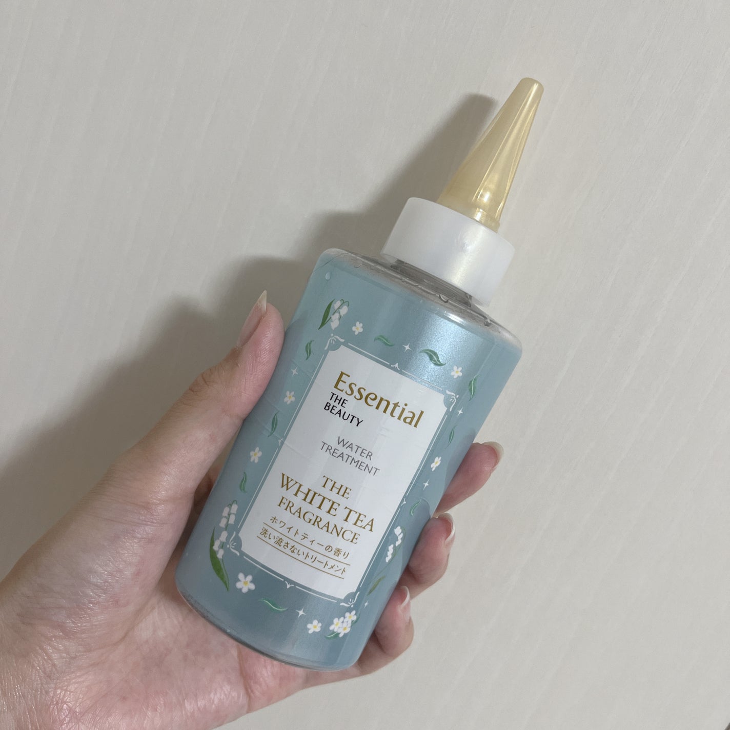 エッセンシャル ザビューティ 髪のキメ美容ウォータートリートメント ホワイトティーの香り/エッセンシャル/アウトバストリートメントを使ったクチコミ(1枚目)
