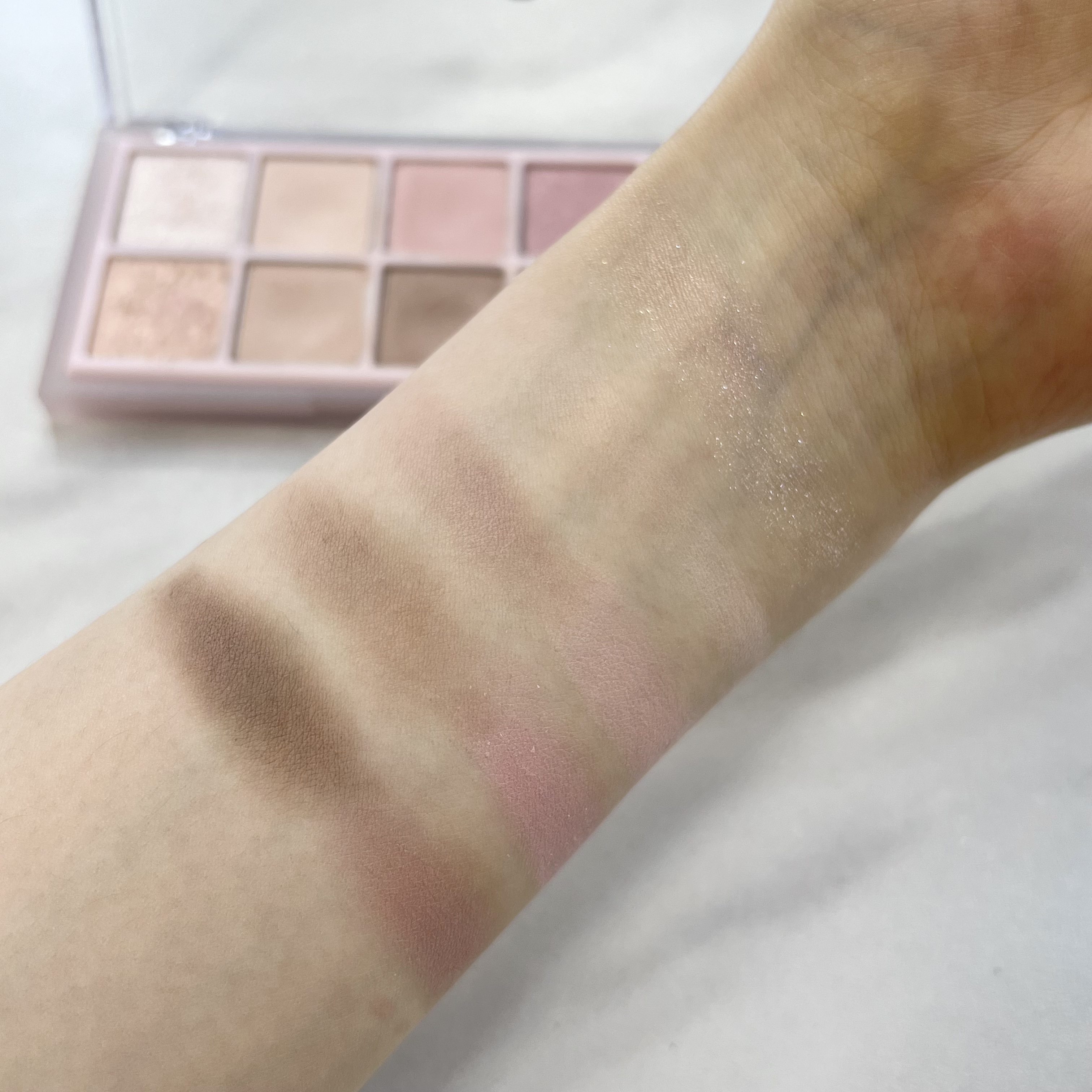 ベターザンパレット 06 ピオニーヌードガーデン(PEONY NUDE GARDEN)/rom&nd/アイシャドウパレットを使ったクチコミ（3枚目）