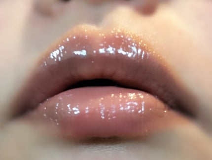 グラスティングカラーグロス/rom&nd/リップグロスを使ったクチコミ(4枚目)