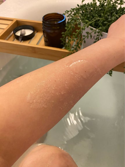 アロマソルトスクラブ/ワンオーバージー/ボディスクラブを使ったクチコミ(5枚目)