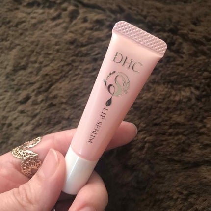 DHC リップジェル美容液のクチコミ「私のお気に入りリップ\(◡̈)/♥︎
4枚目、唇アップ有ります⚠️
カッサカサになって皮が.....」(1枚目)