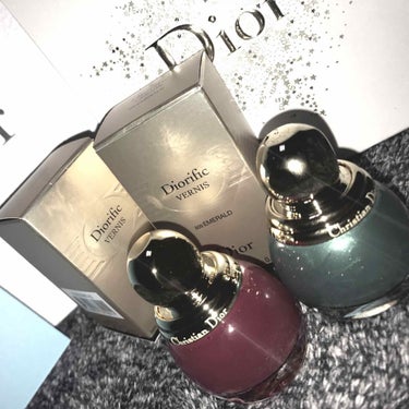 Dior ウェル二 ディオリフィック 745番 809番

Diorのクリスマスコスメのマニキュアです🌱
🎀１回で綺麗に塗れ塗り直し不要
🎀乾くのがびっくりするほど早い
🎀もちもすごくいい
です(^_^