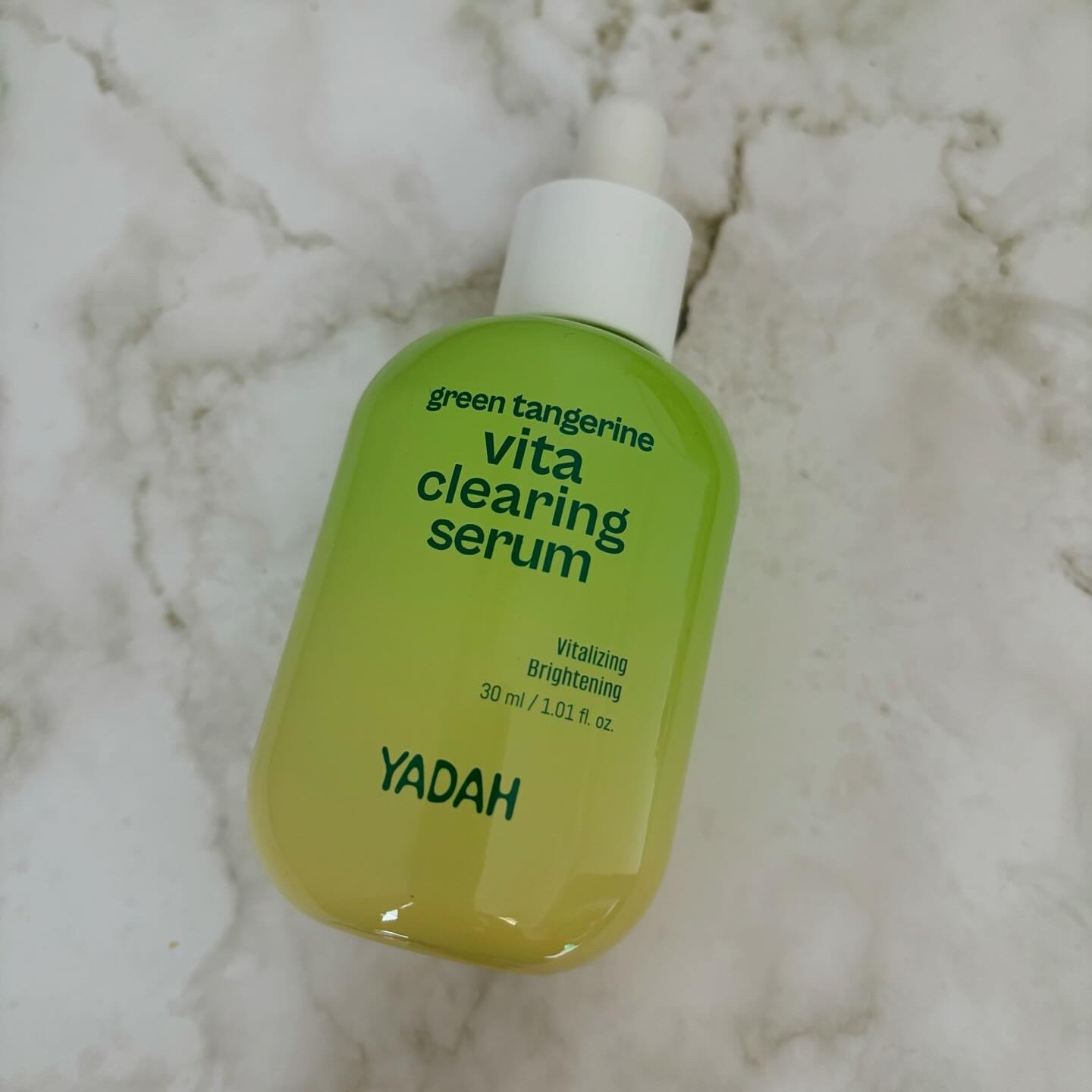 青みかんビタセラム/YADAH/美容液を使ったクチコミ（2枚目）