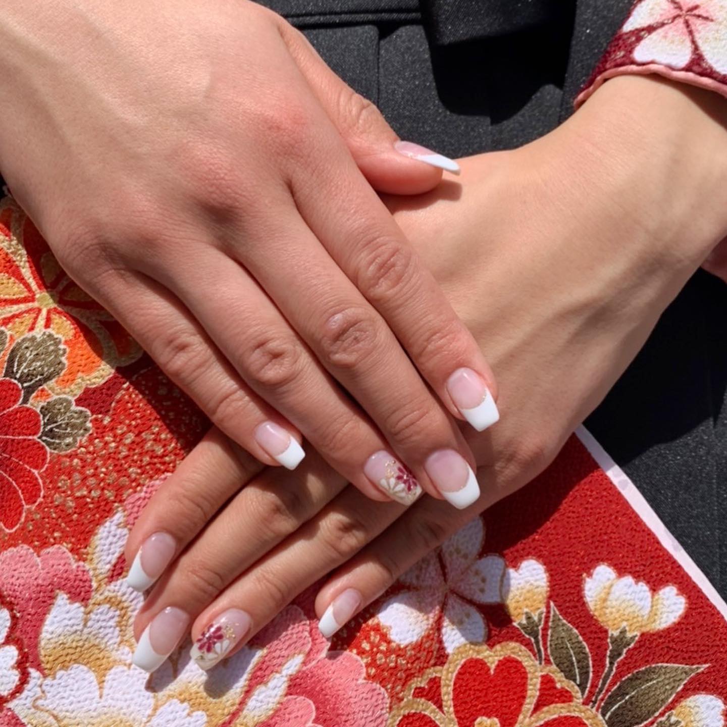 #フレンチネイル,#袴ネイル,#ジェルネイル,#ネイルのネイルデザイン