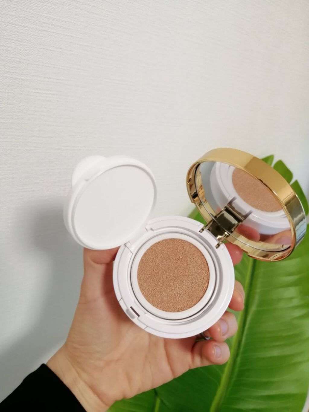 
コスメドール オールインワン
モイスチャー クッションファンデーション
(SPF50+・PA+++)を使ってみたよ！☆

私はライトオークル使用したよ！✨✨

潤いたっぷりのファンデーションで簡単にメイクができちゃうよ♡

スポ