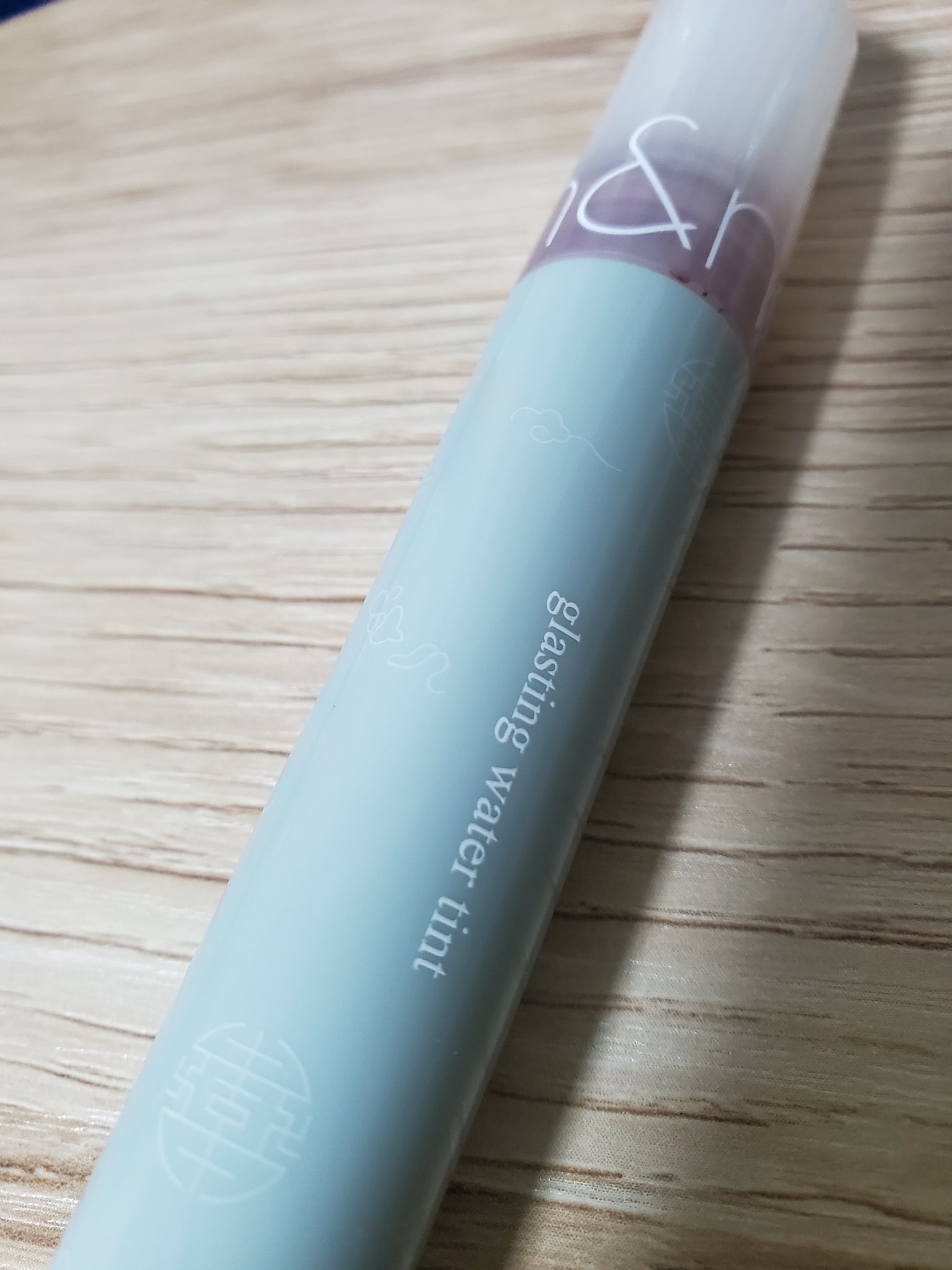 グラスティングウォーターティント 韓服エディション/rom&nd/リップティントを使ったクチコミ（1枚目）