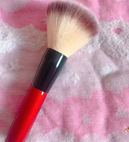 春姫 ファンデーションブラシ/DAISO/メイクブラシを使ったクチコミ(2枚目)