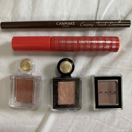 シャドーカスタマイズ/MAJOLICA MAJORCA/単色アイシャドウを使ったクチコミ(2枚目)