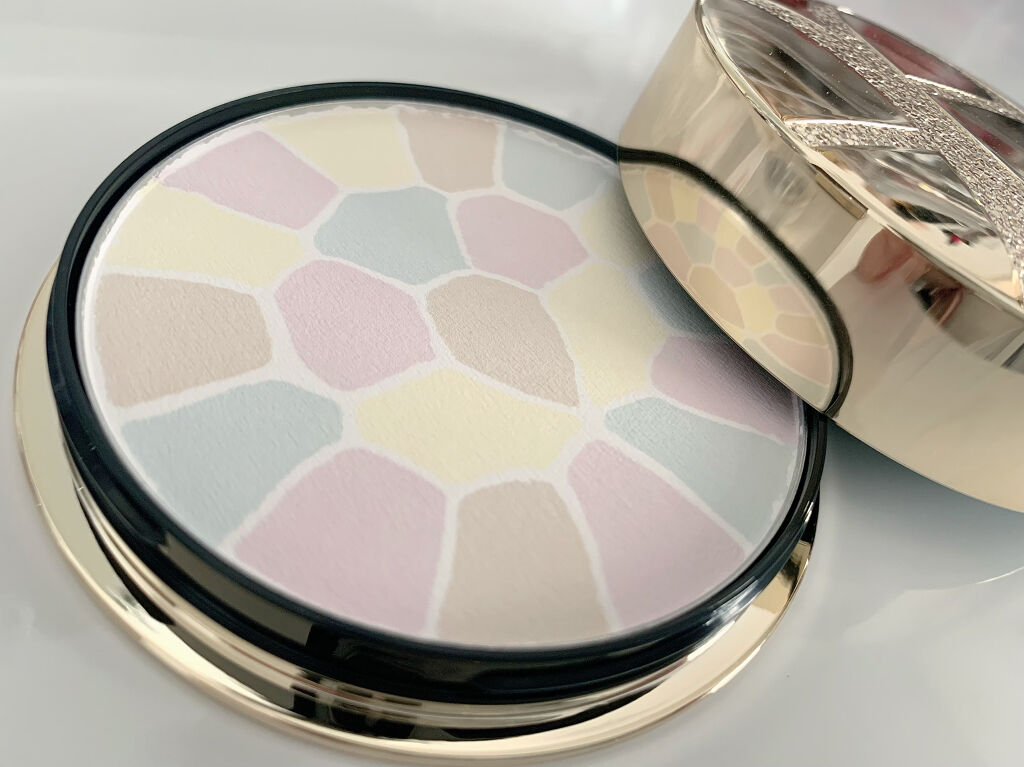 エレガンス ラ プードル オートニュアンス リクスィーズ/Elégance/プレストパウダーを使ったクチコミ（2枚目）