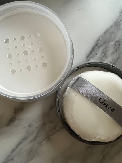 フィニッシングパウダー マット/チャコット・コスメティクス/ルースパウダーを使ったクチコミ(3枚目)